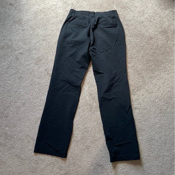 Under Armour Slacks 30/32 - Picture 6 of 6